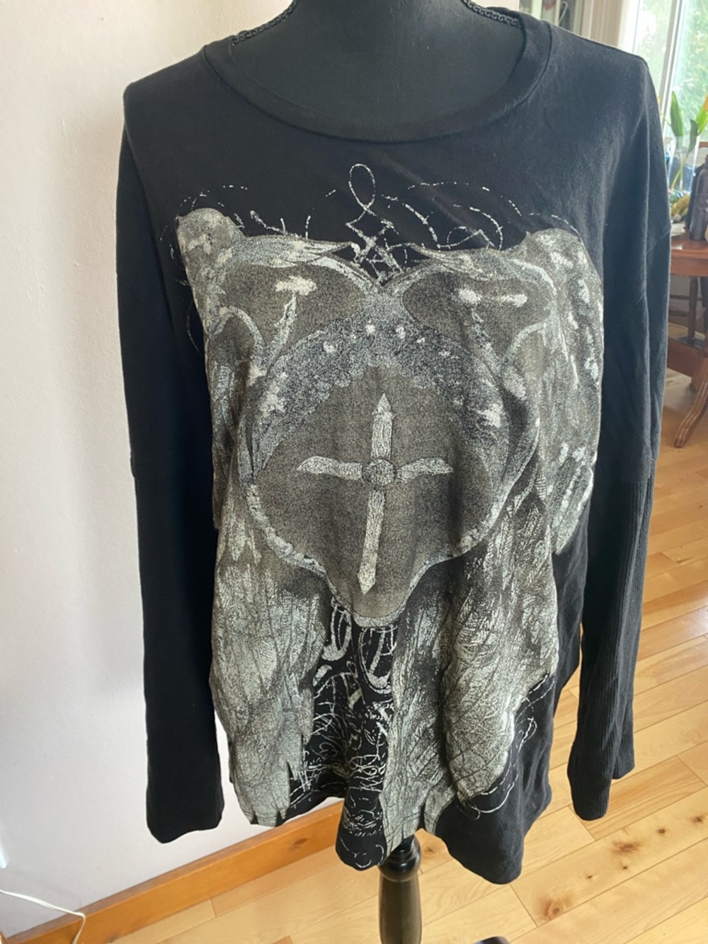 Black Long Sleeve Graphic Men’s Top